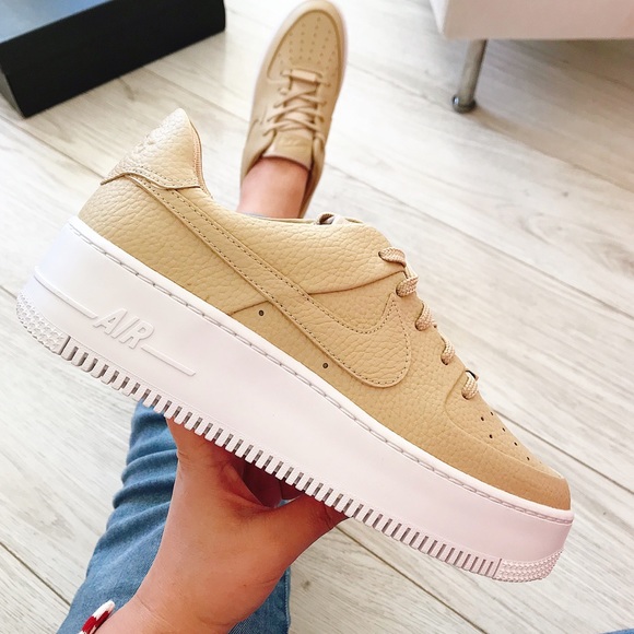 Nike Shoes - Nike Air Force Sage low